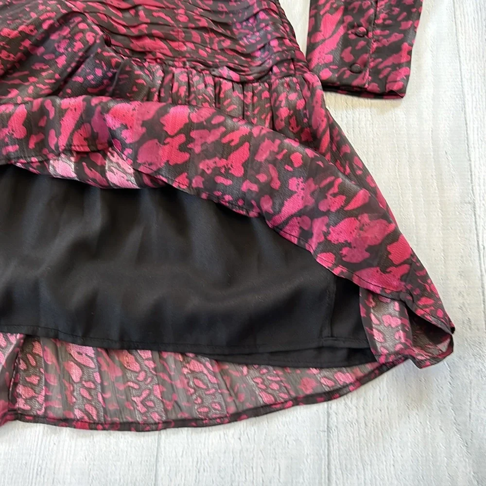 NWT Walter Baker Tie Neck Stellah Dress Sz 4‎ Magenta Pink Black Animal Print
